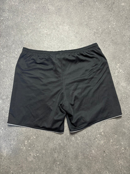 Adidas Shorts (M)