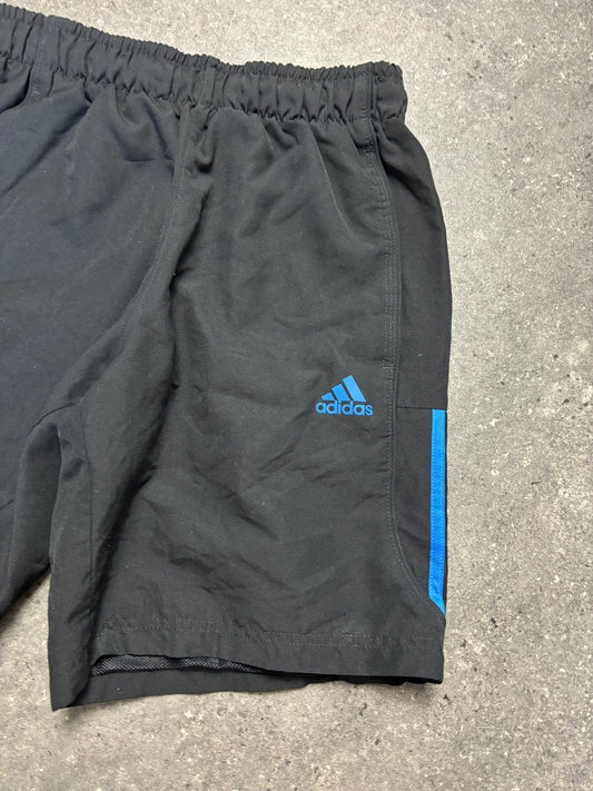 Adidas Shorts (S)