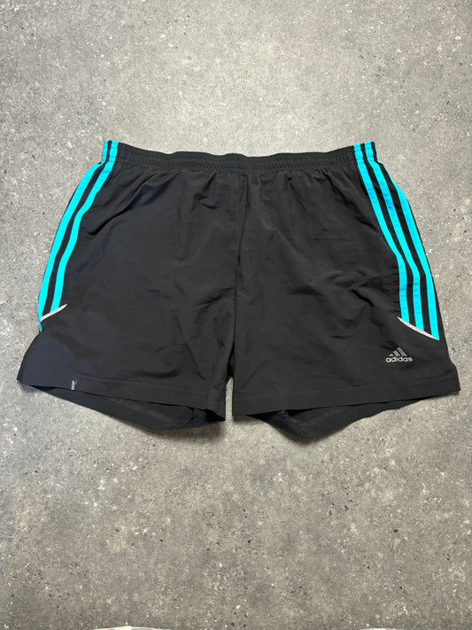 Adidas Shorts (S)