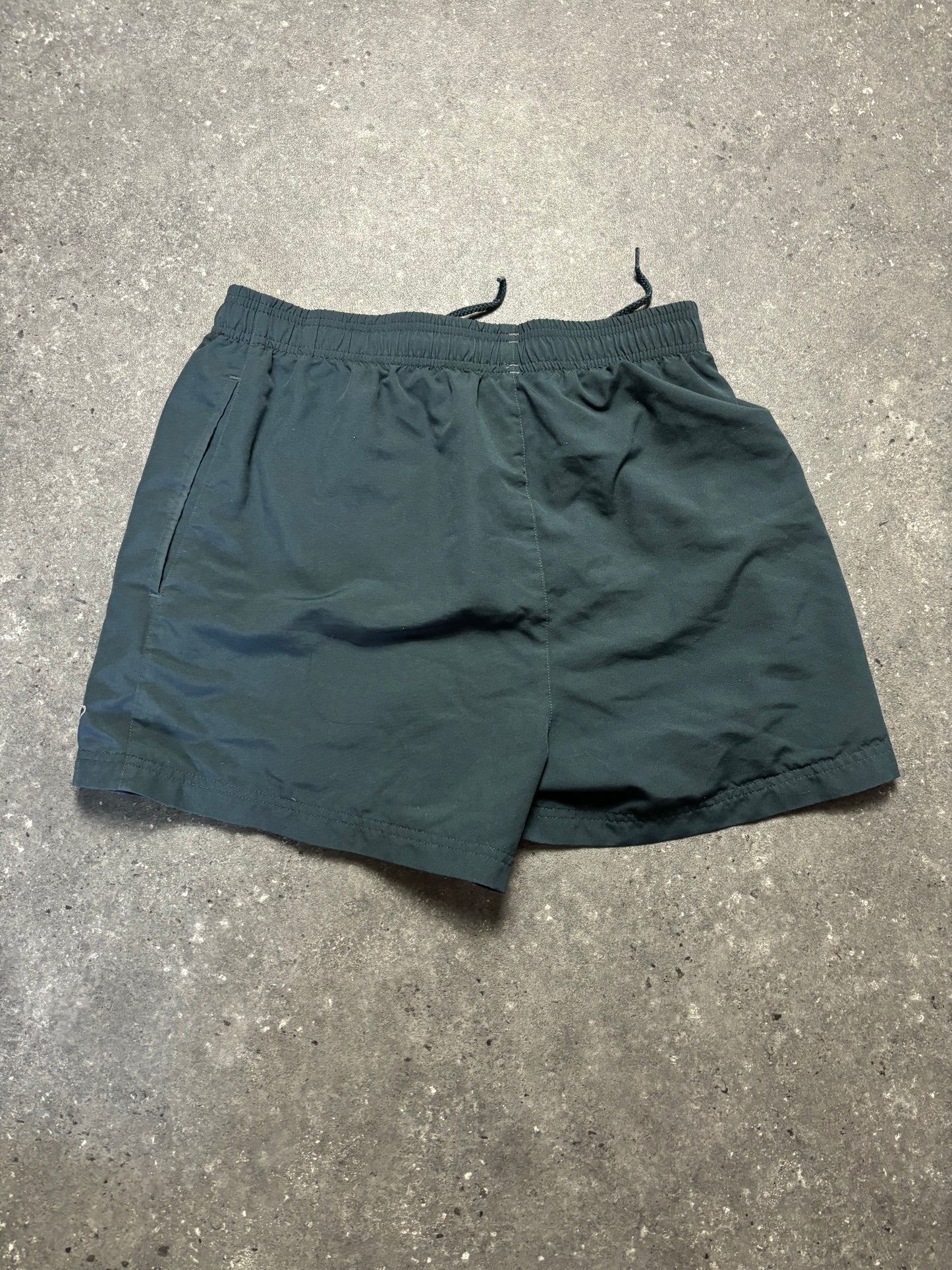 Adidas Shorts (M)