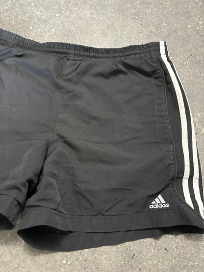 Adidas Shorts (L)