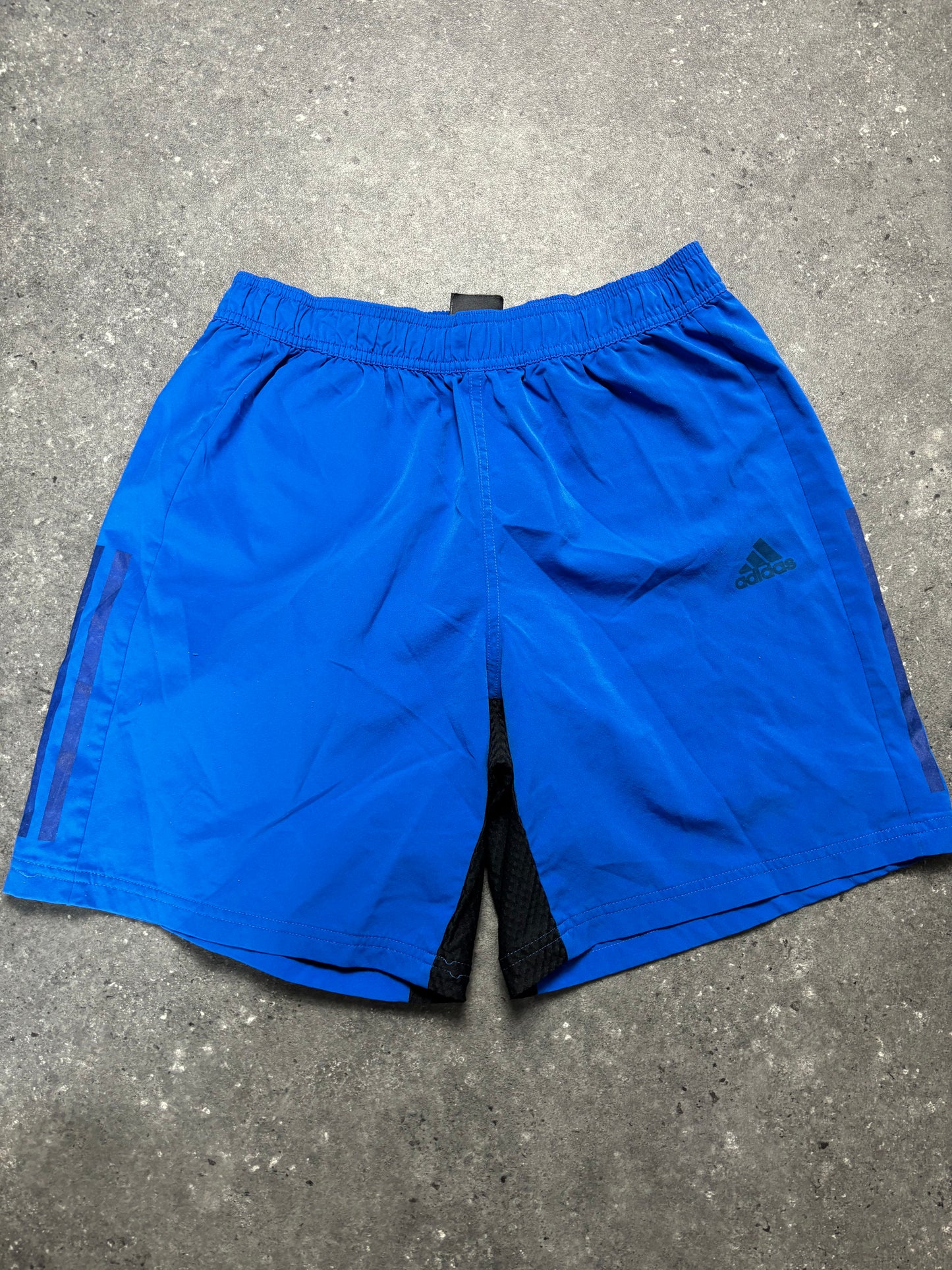 Adidas Shorts (M)