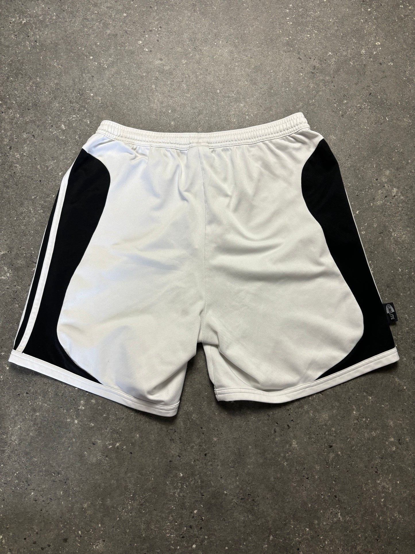 Adidas Shorts (S)