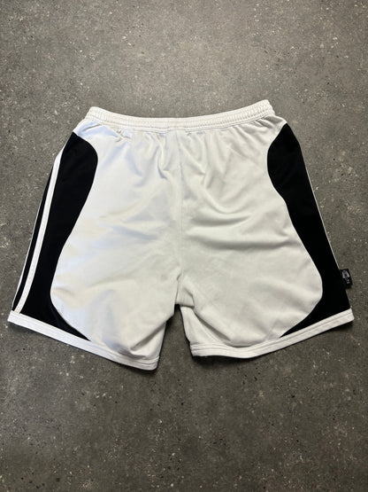 Adidas Shorts (S)