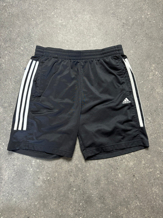 Adidas Shorts (M)