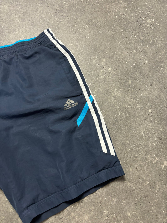 Adidas Shorts (L)