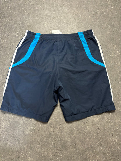 Adidas Shorts (L)