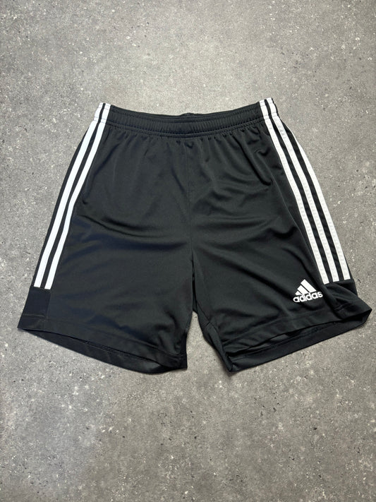 Adidas Shorts (S)