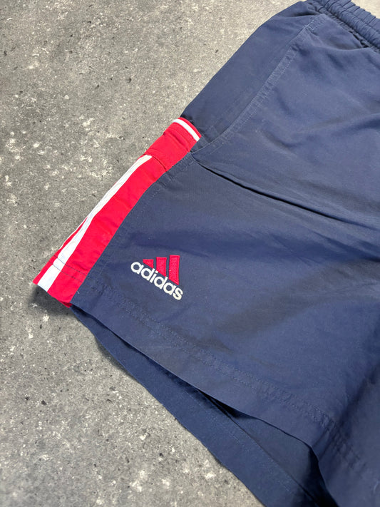 Adidas Shorts (M)