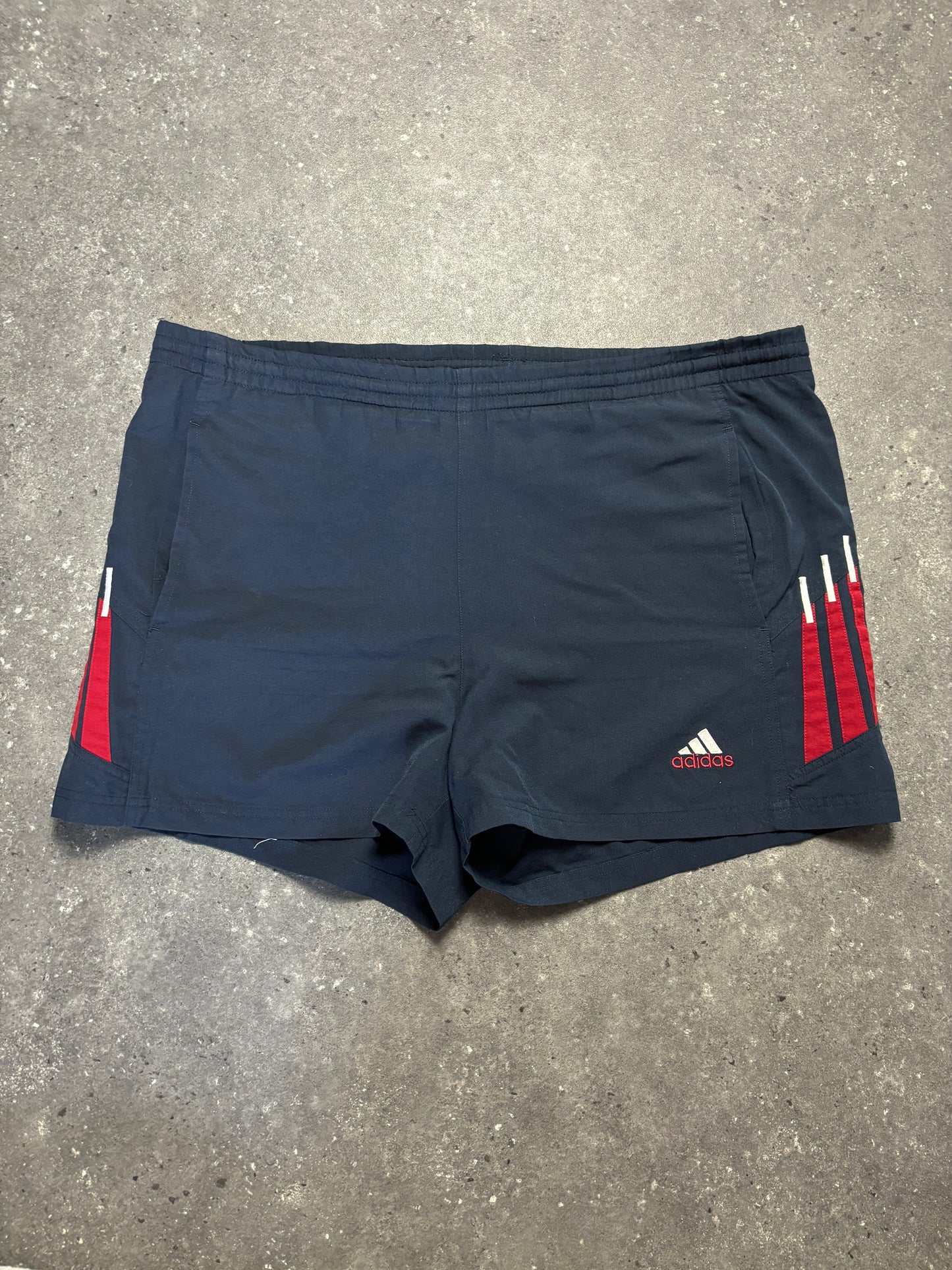Adidas Shorts (XL)