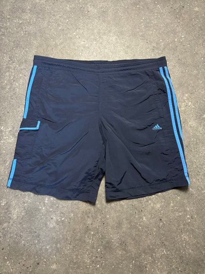 Adidas Shorts (L)