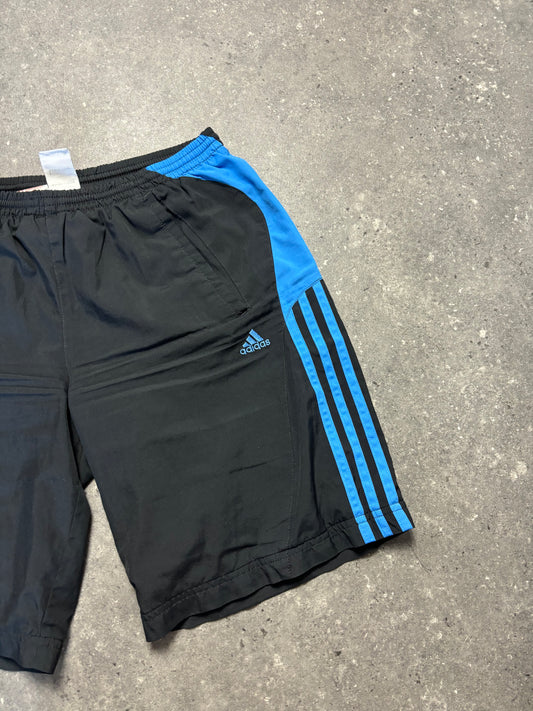 Adidas Shorts (S)