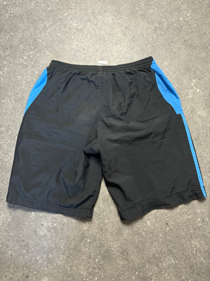 Adidas Shorts (S)