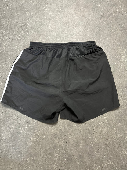 Adidas Shorts (S)