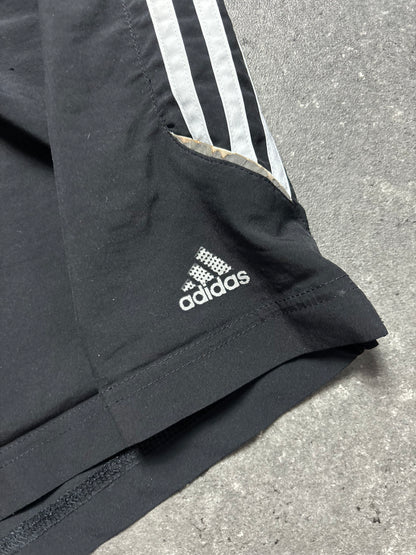 Adidas Shorts (M)