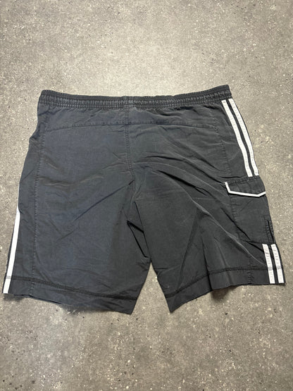 Adidas Shorts (L)