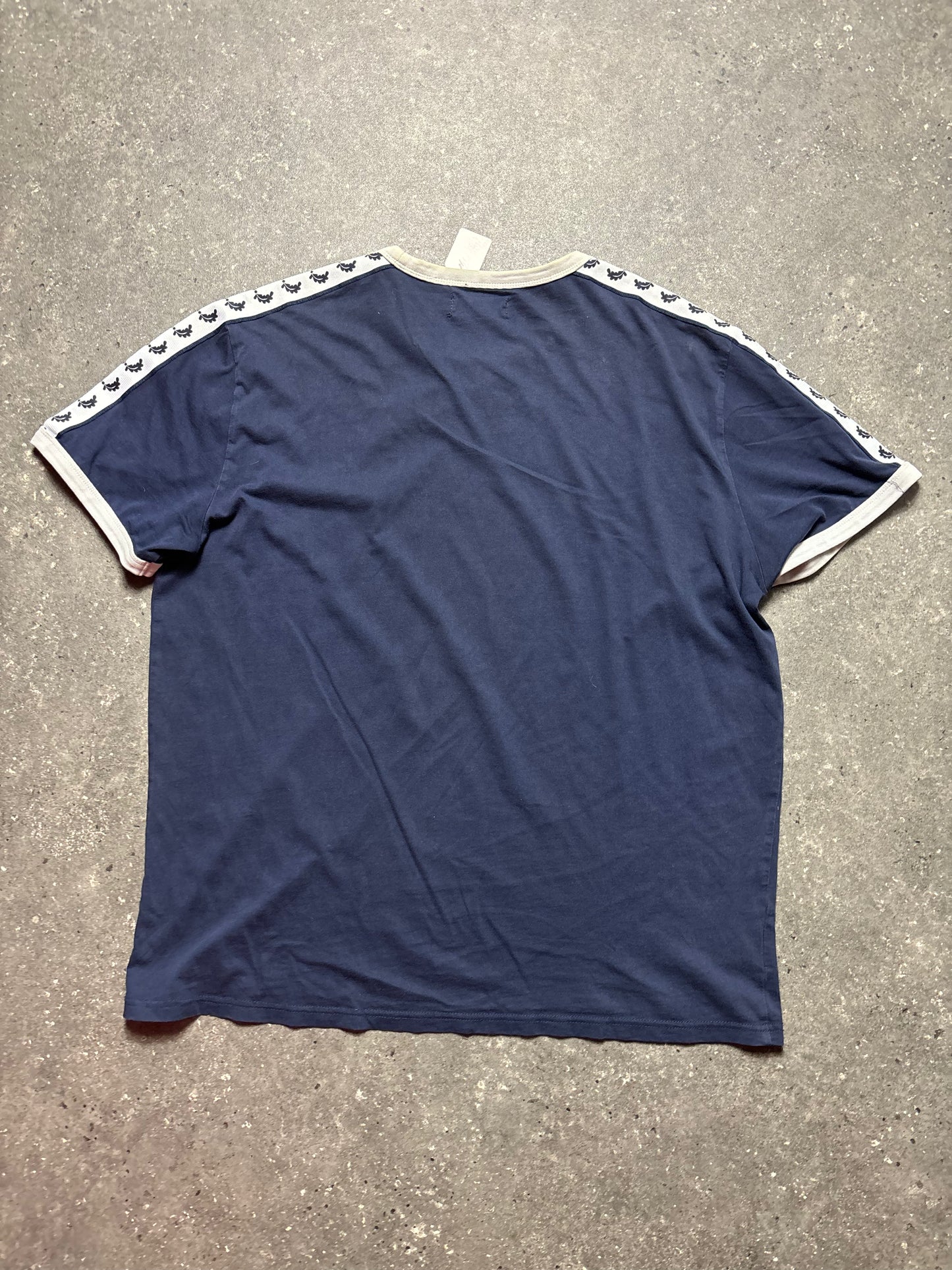 Fred Perry Shirt (XL)