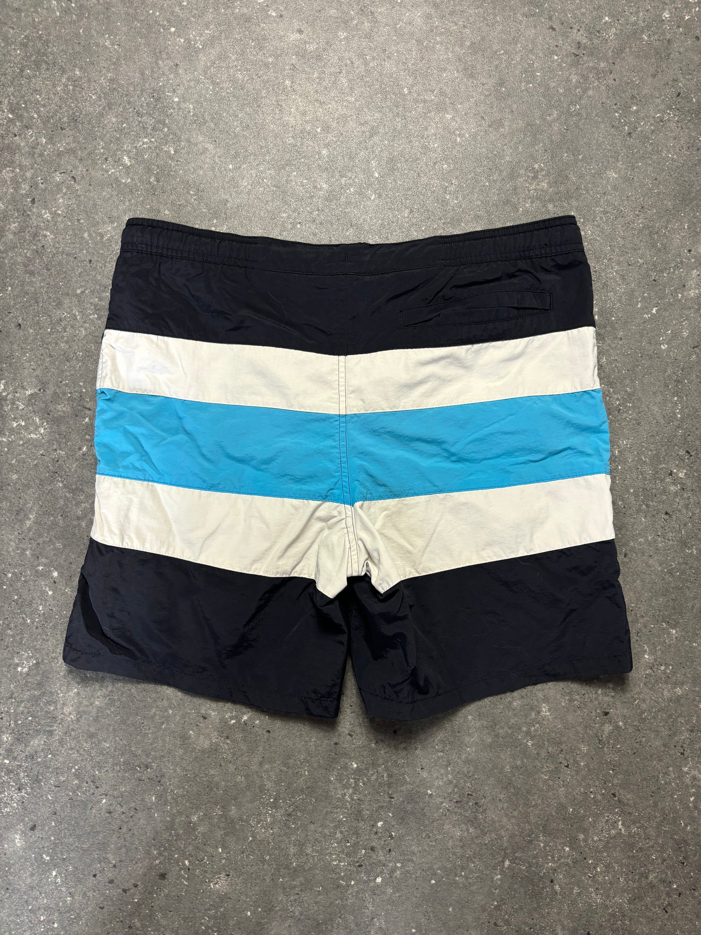 Fred Perry Shorts (M)