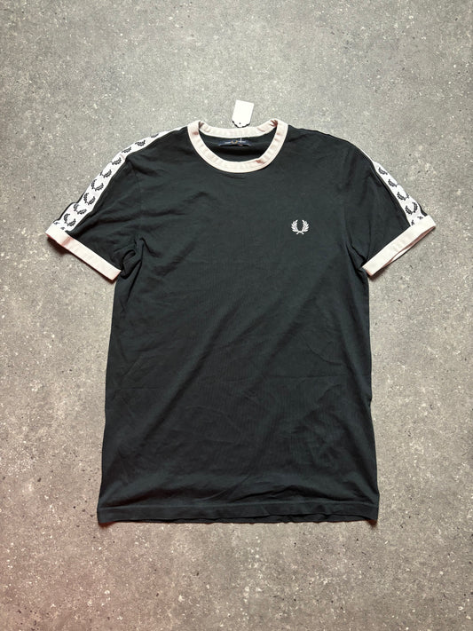 Fred Perry Shirt (XS)