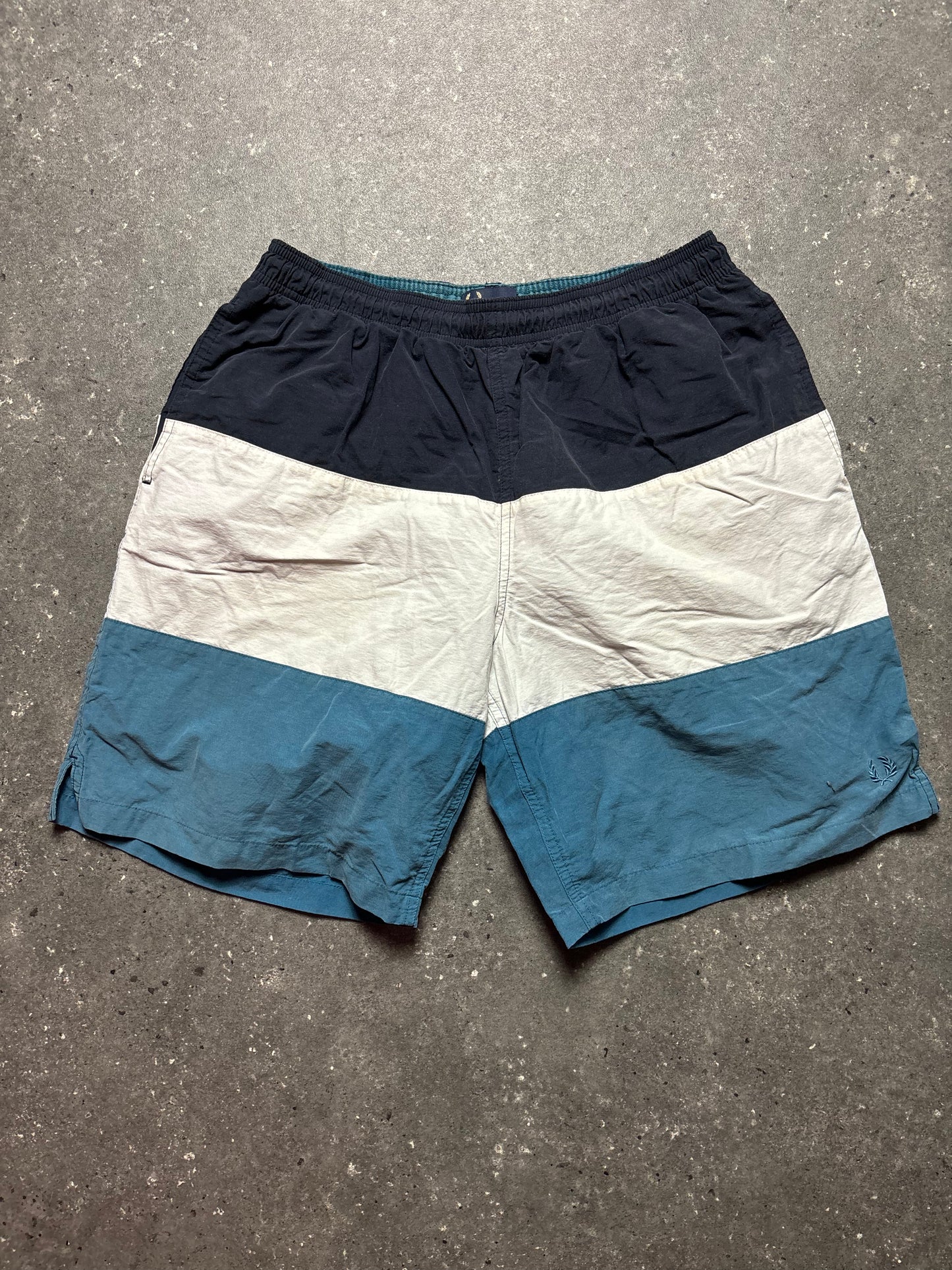 Fred Perry Shorts (M)
