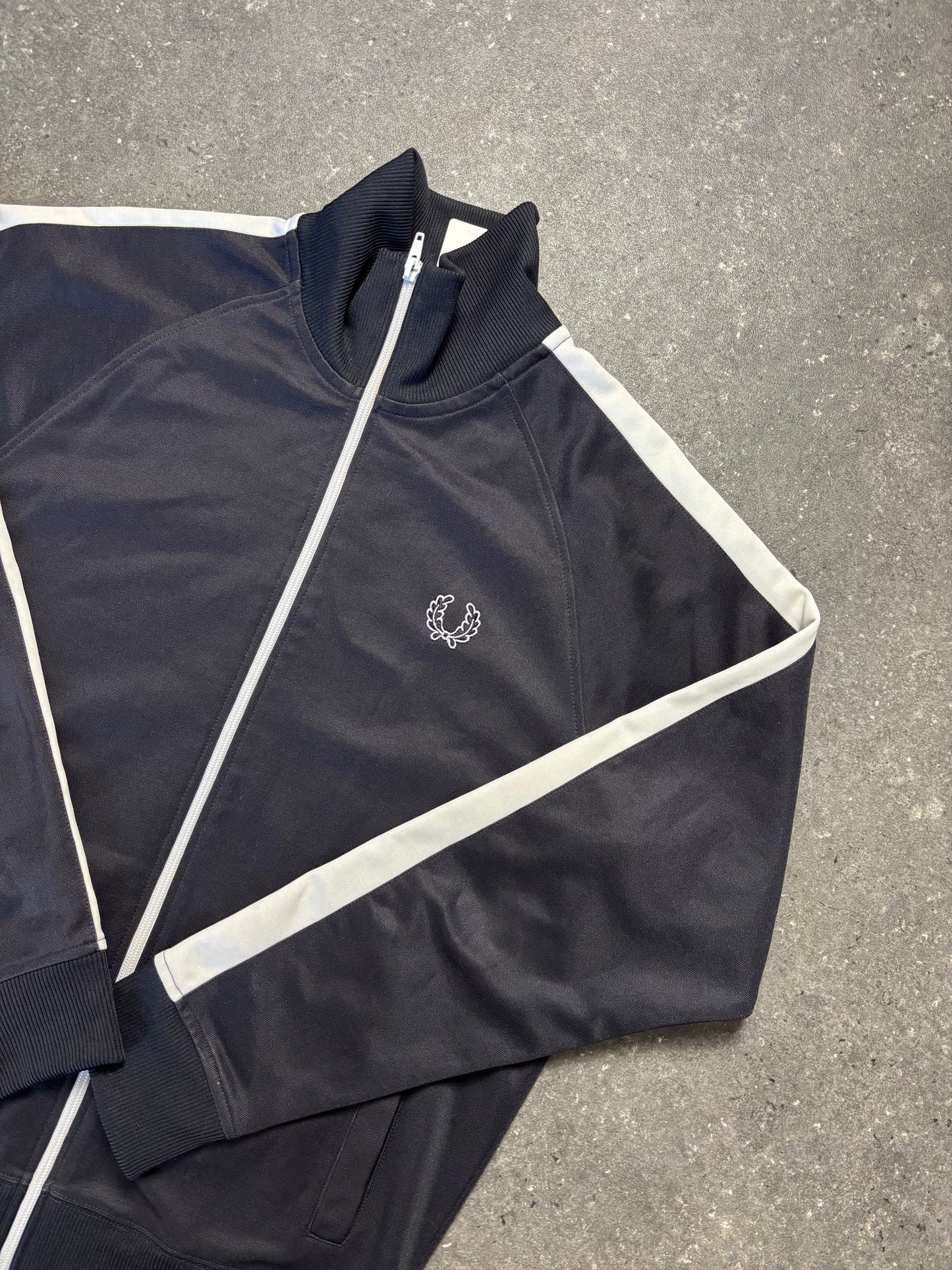 Fred Perry Jacke (M)