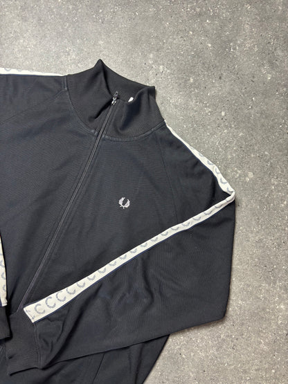 Fred Perry Jacke (XL)