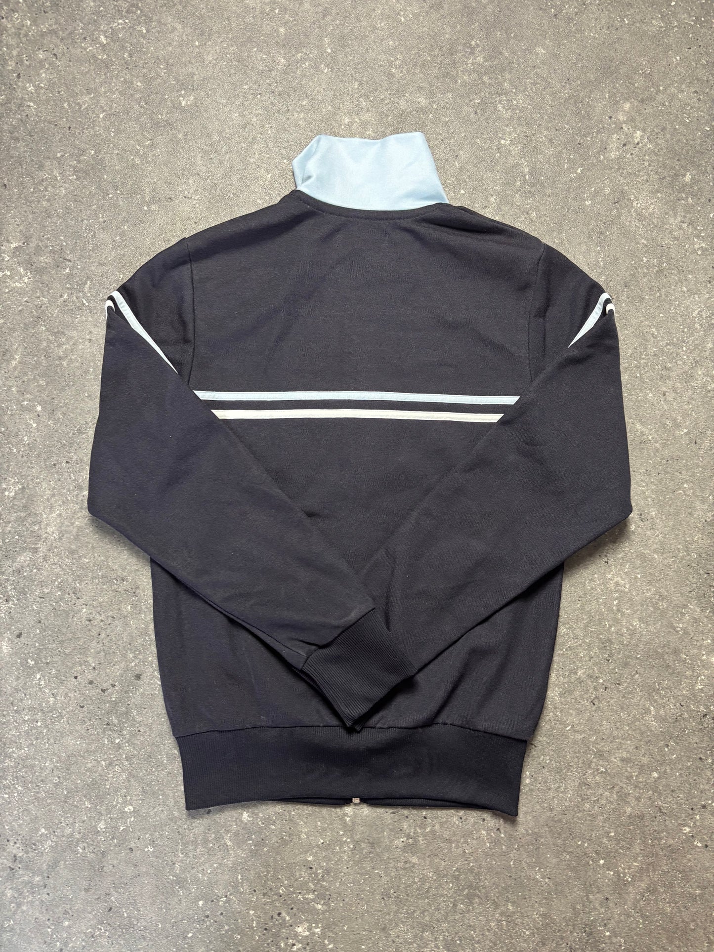 Fred Perry Jacke (XS)