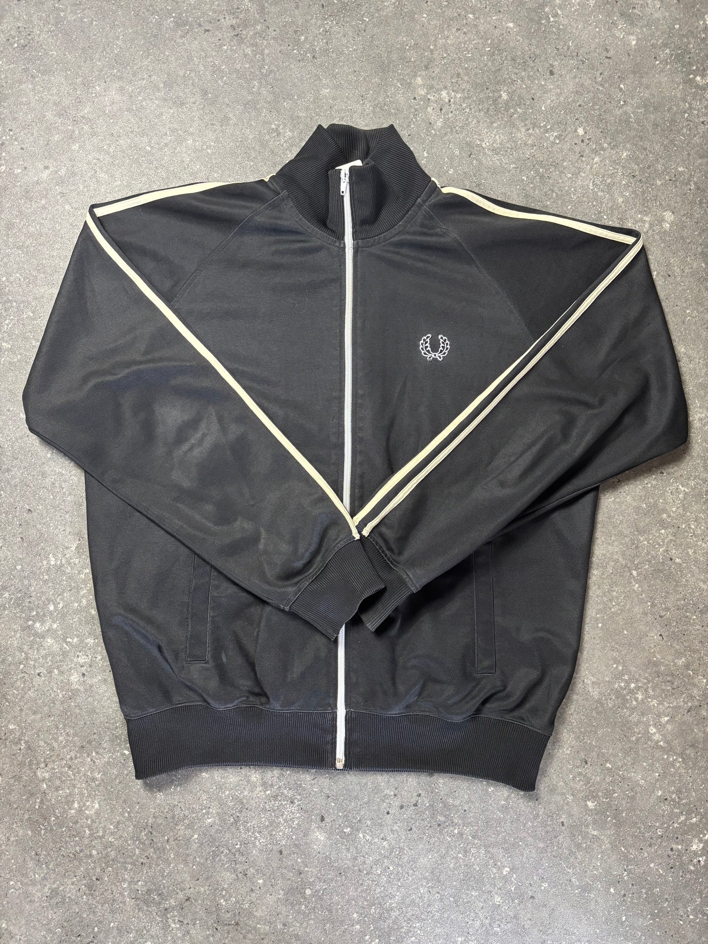 Fred Perry Jacke (L)