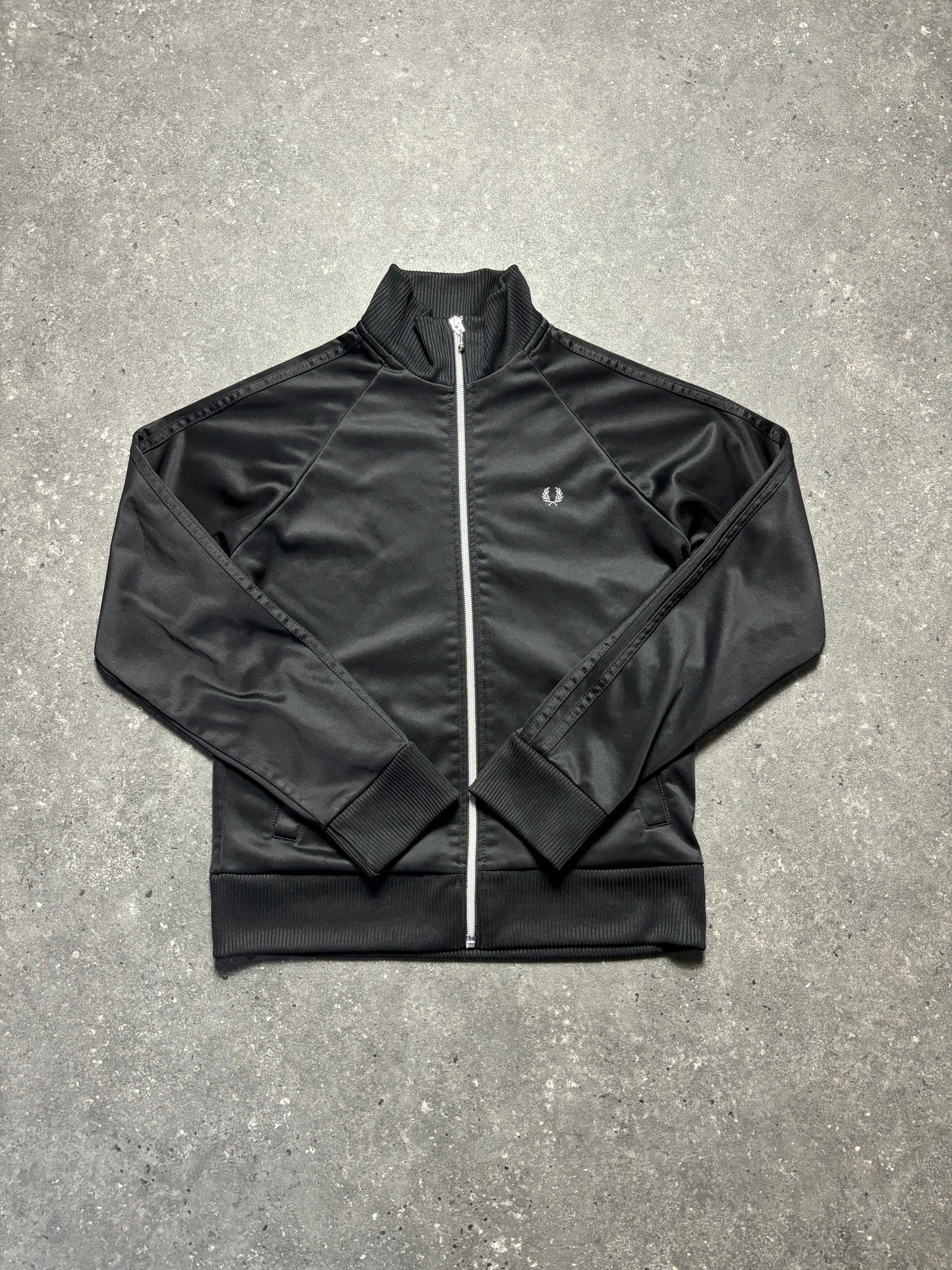 Fred Perry Jacke (XS)