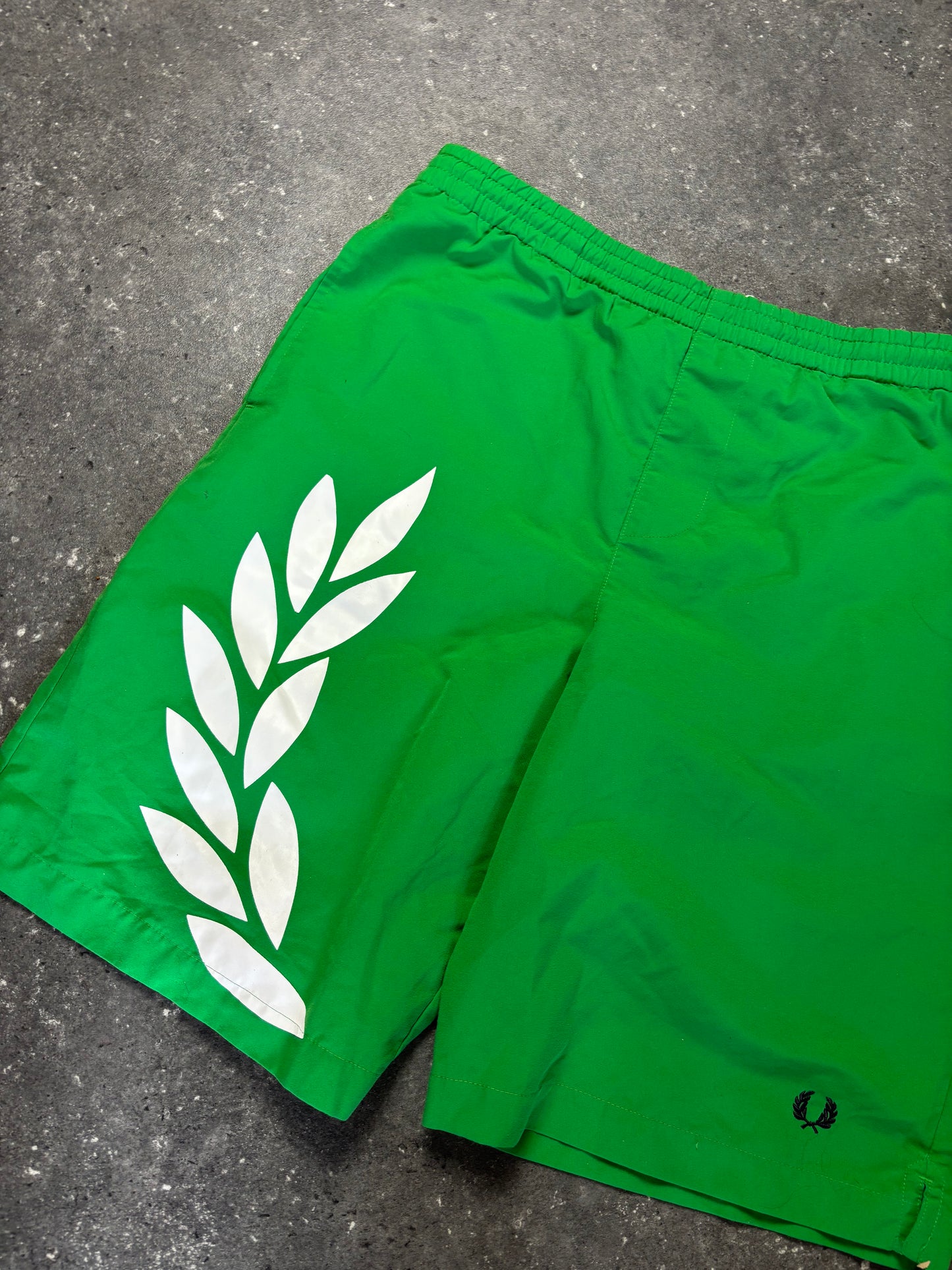 Fred Perry Shorts (S)