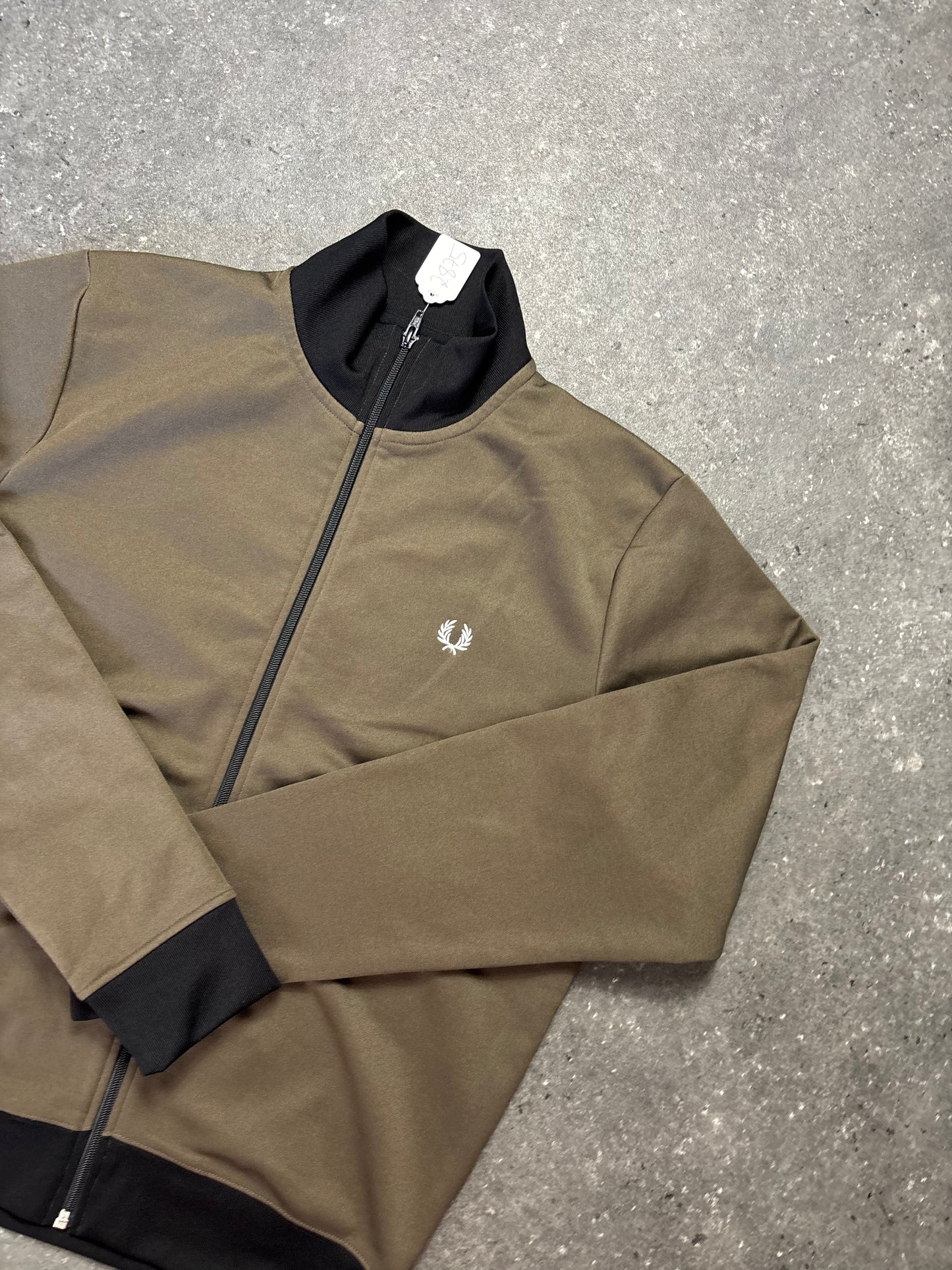 Fred Perry Jacke (M)