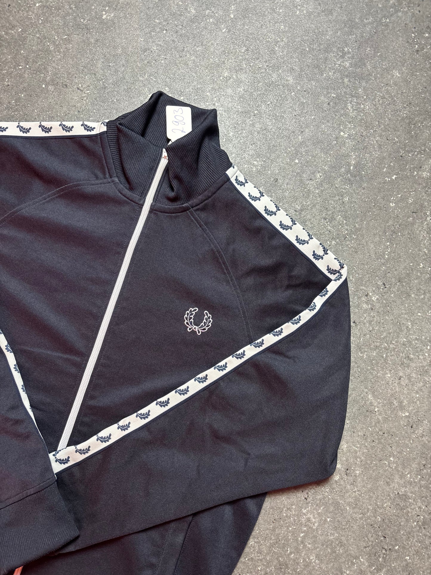 Fred Perry Jacke (M)