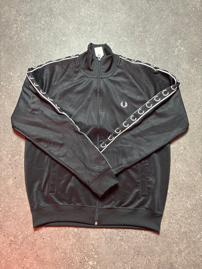 Fred Perry Jacke (L)