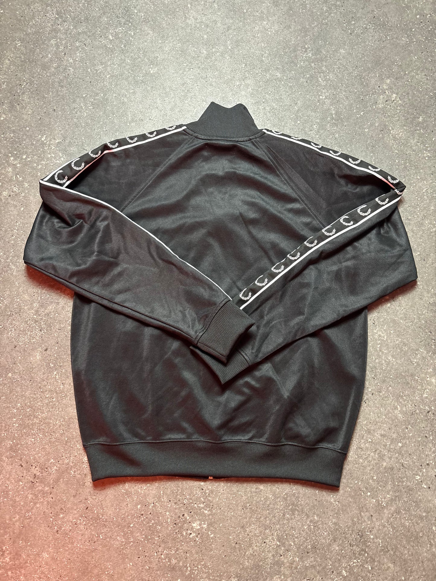 Fred Perry Jacke (L)