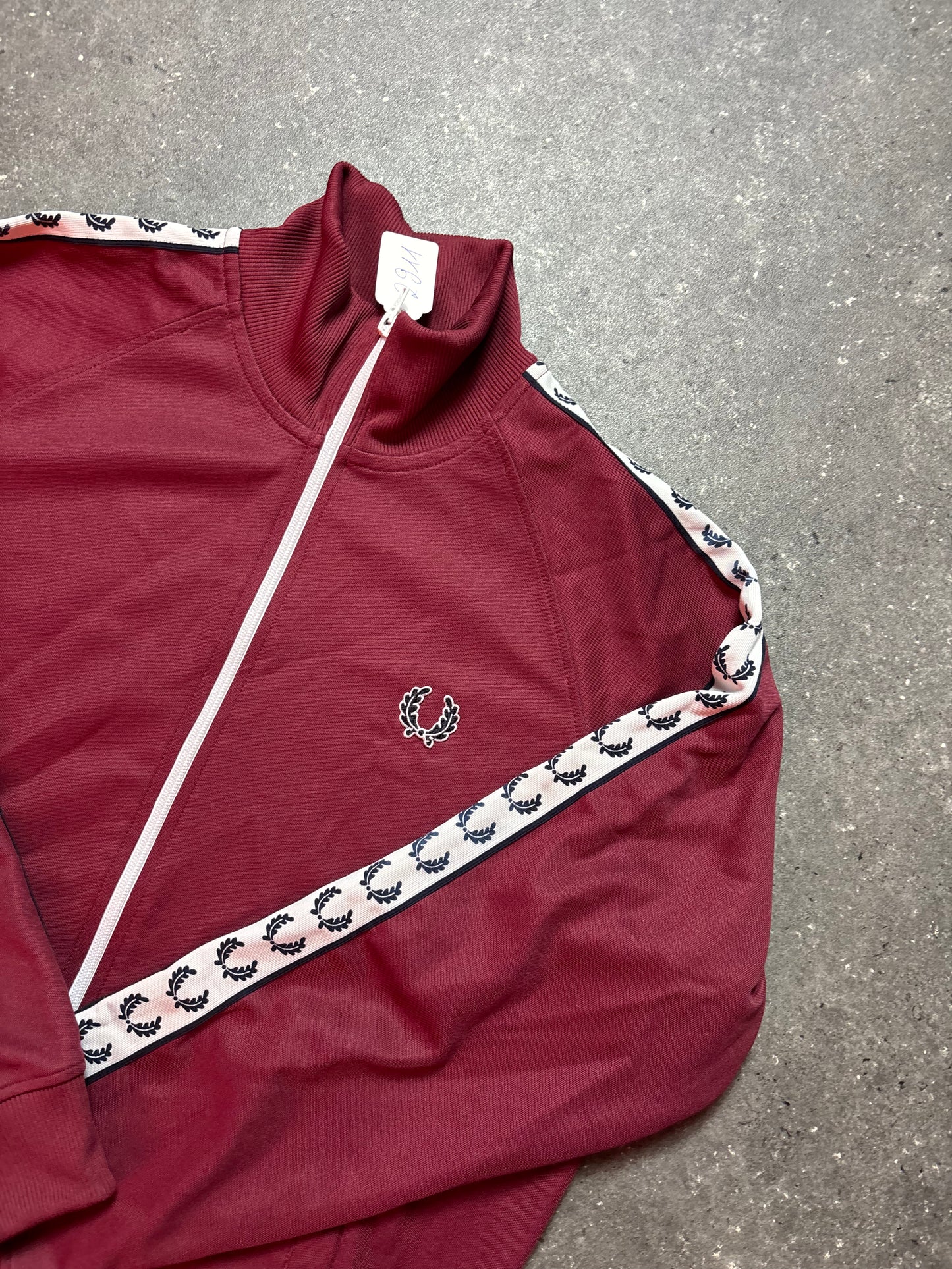 Fred Perry Jacke (L)