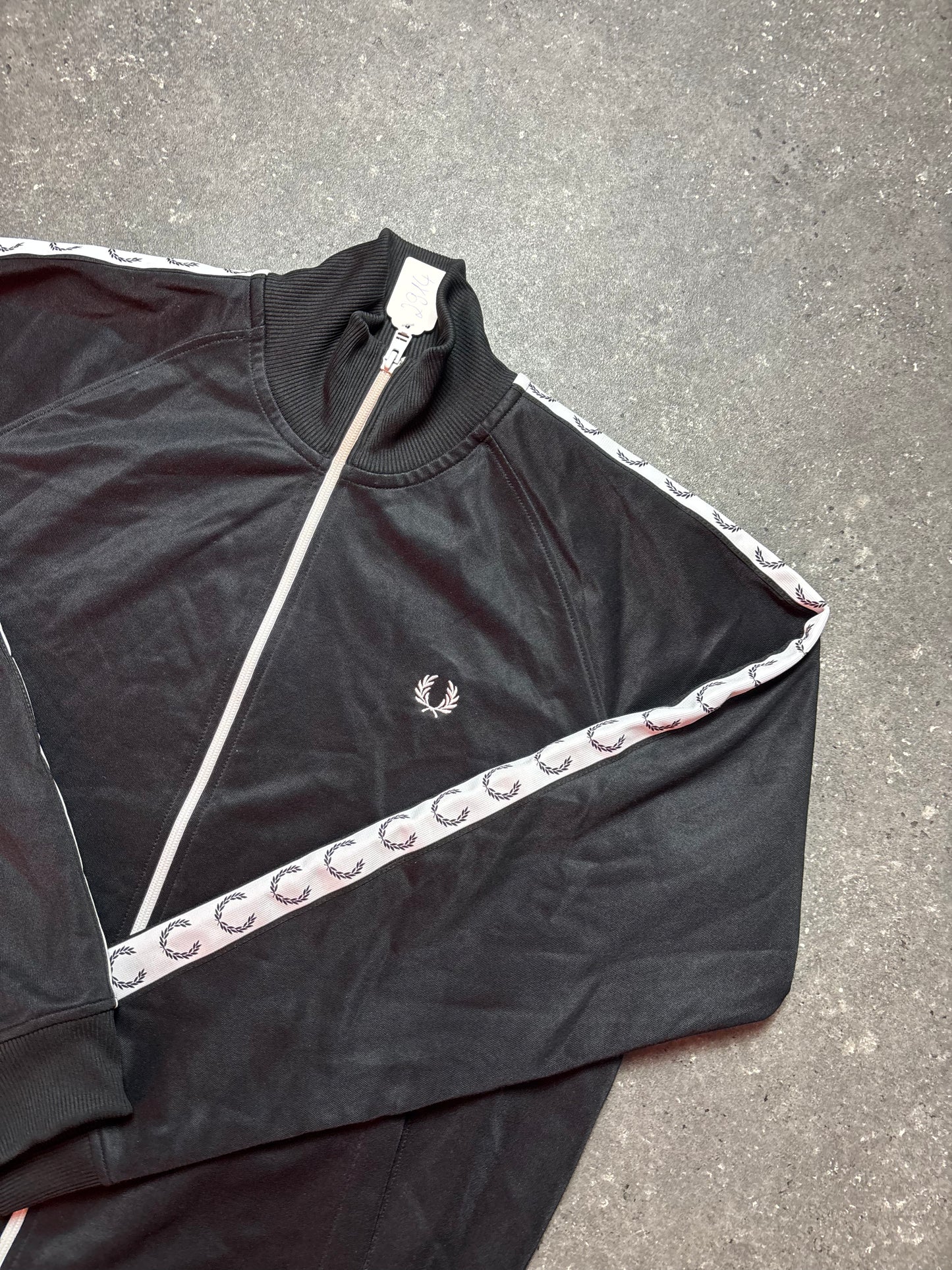 Fred Perry Jacke (L)
