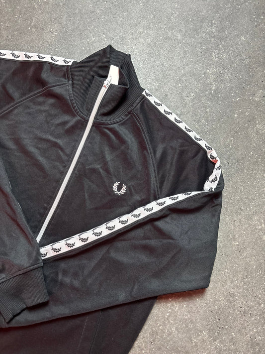 Fred Perry Jacke (M)