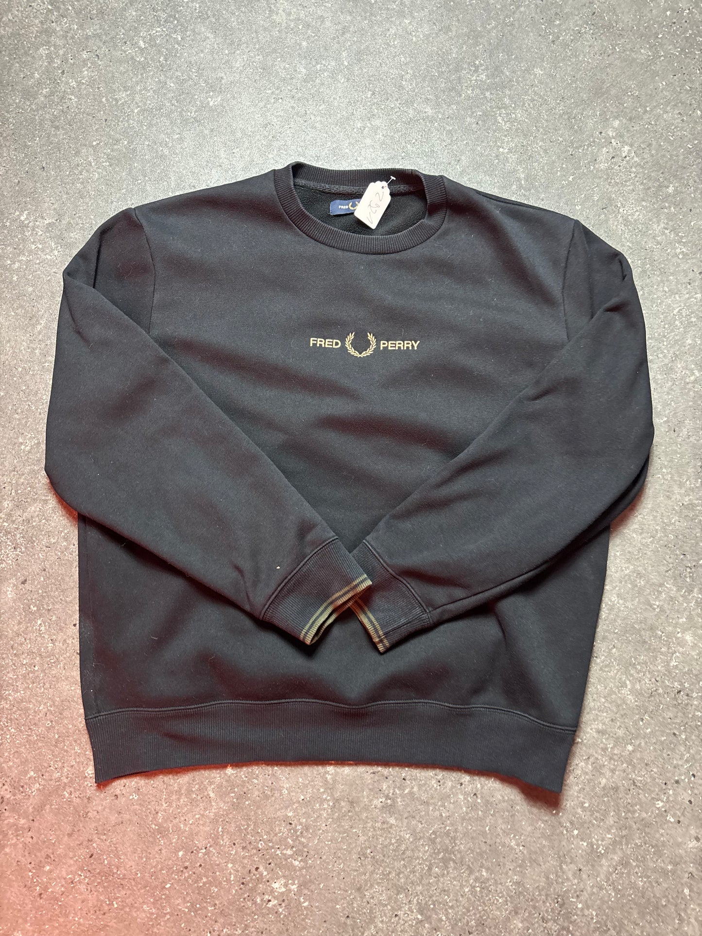 Fred Perry Sweater (XL)