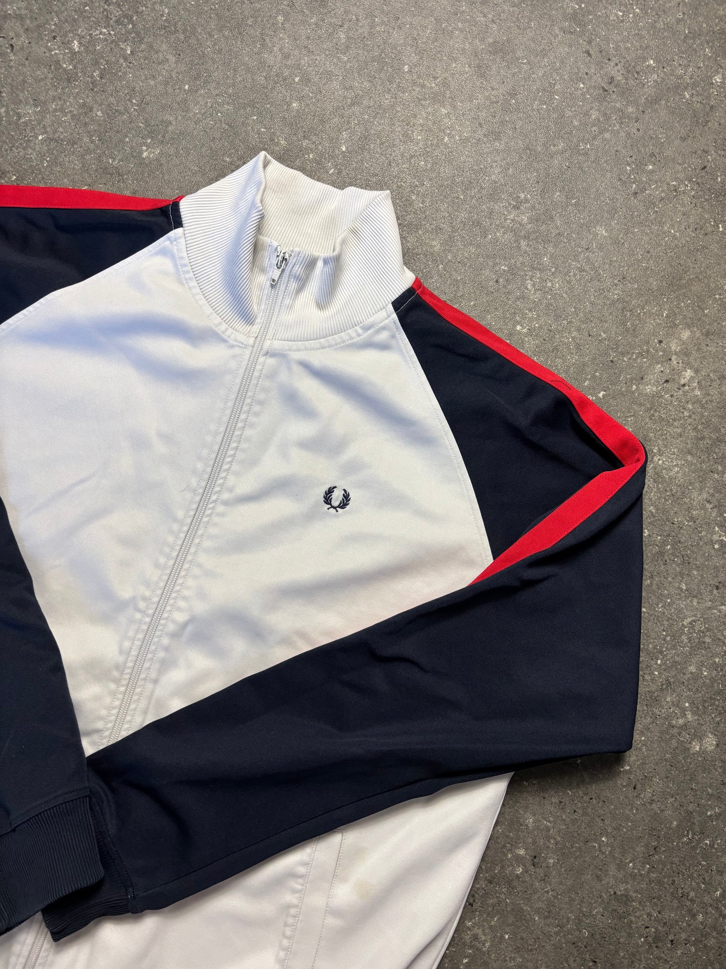 Fred Perry Jacke (XL)