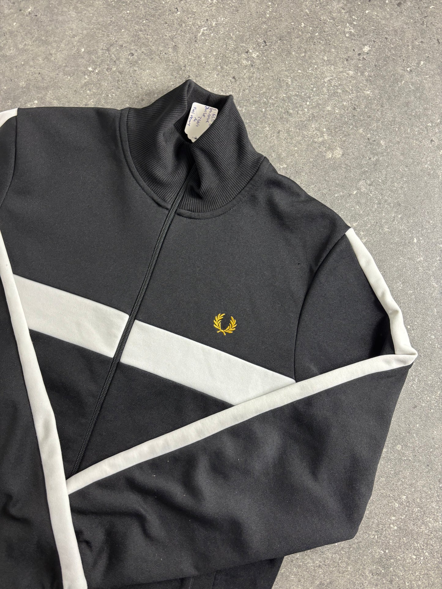Fred Perry Jacke (M)