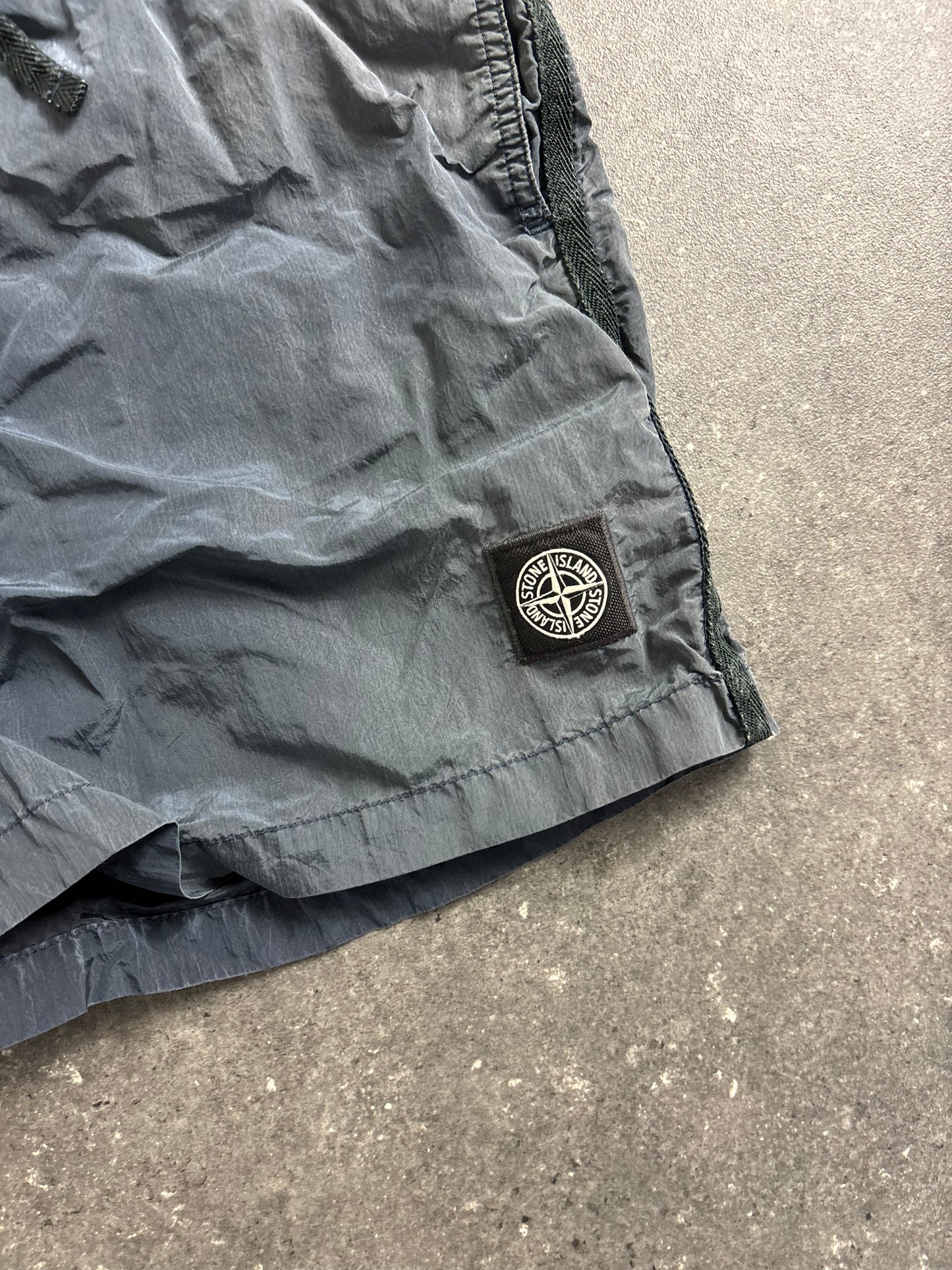 Stone Island Shorts (L)