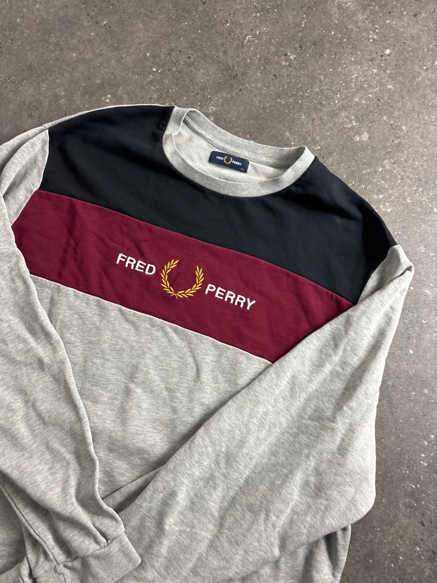 Fred Perry Sweater (XXL)