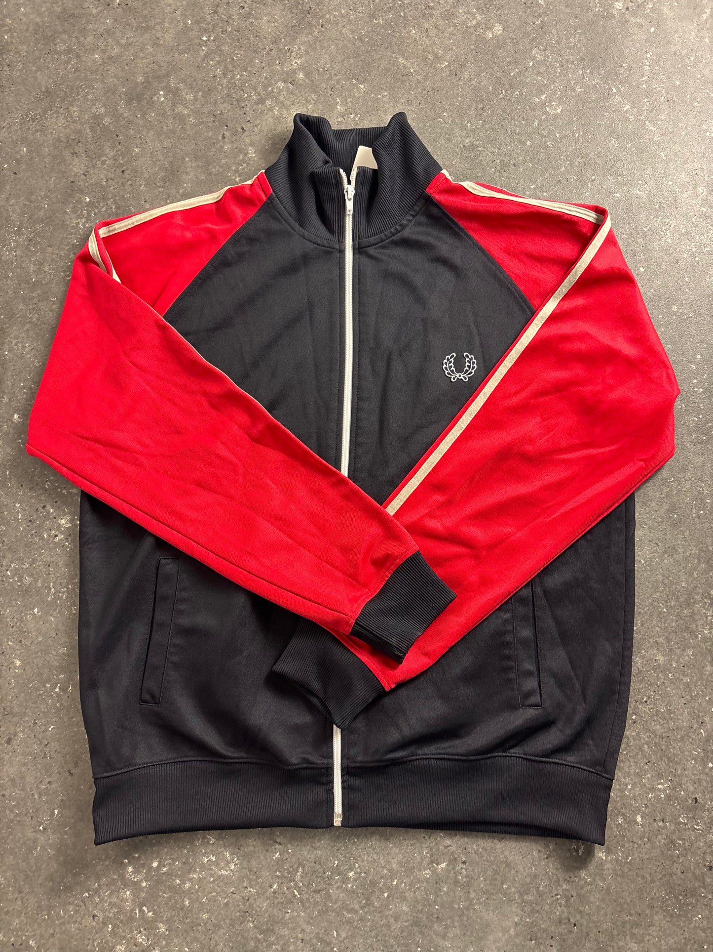 Fred Perry Jacke (L)