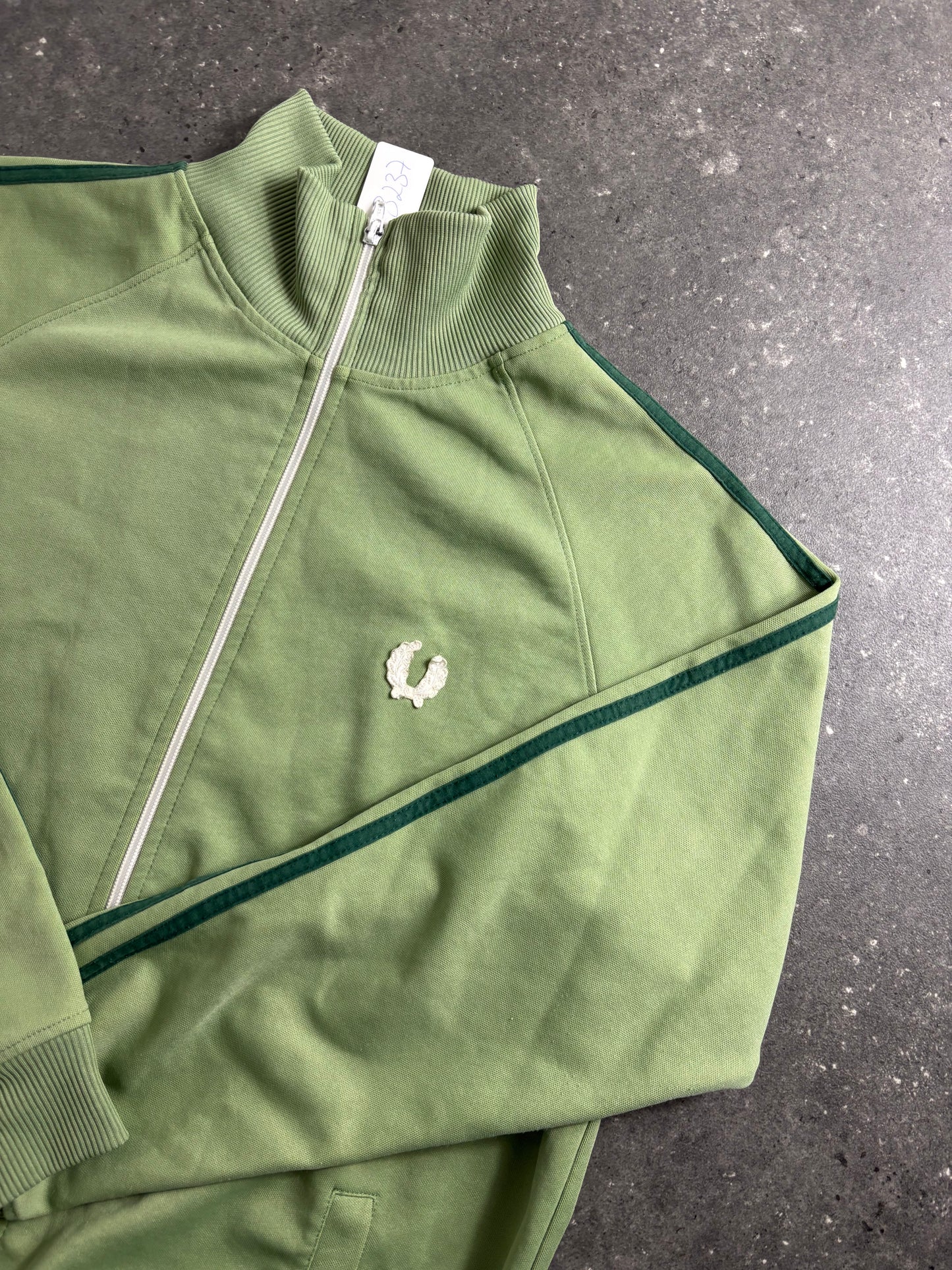 Fred Perry Jacke (L)