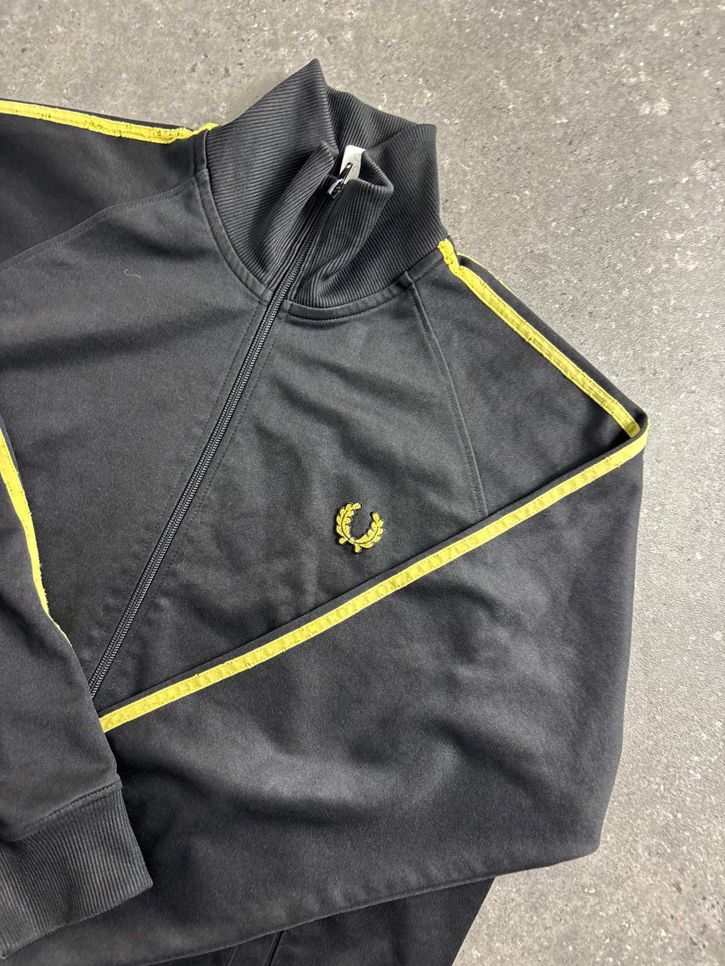 Fred Perry Jacke (L)