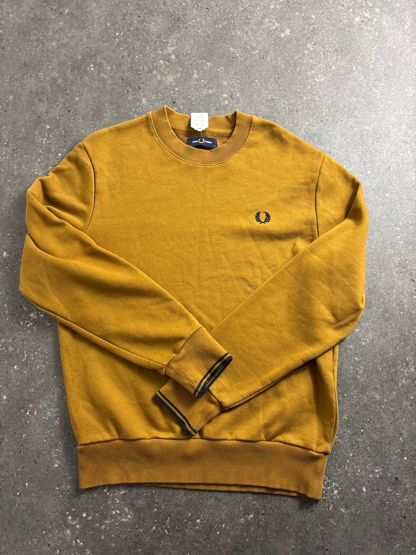 Fred Perry Sweater (M)