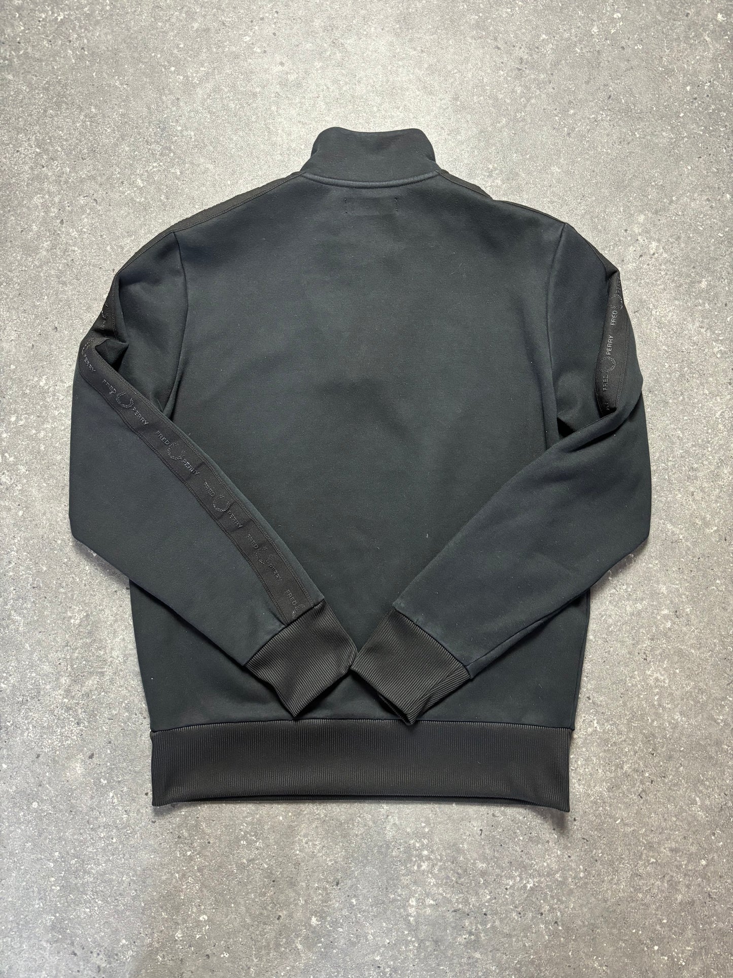 Fred Perry Half-Zip (M)