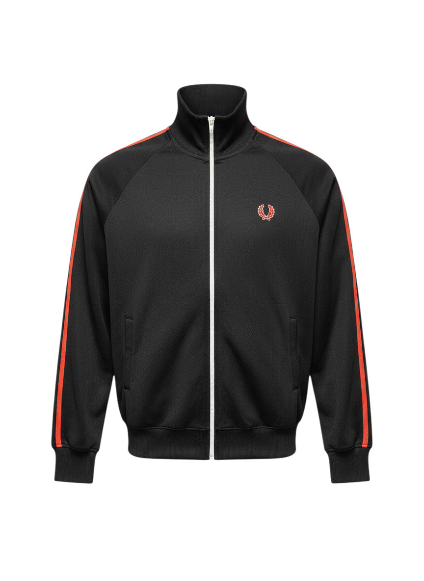 37casual Fred Perry Trainingsjacke in Schwarz mit roten Seitenstreifen und weißem Reißverschluss