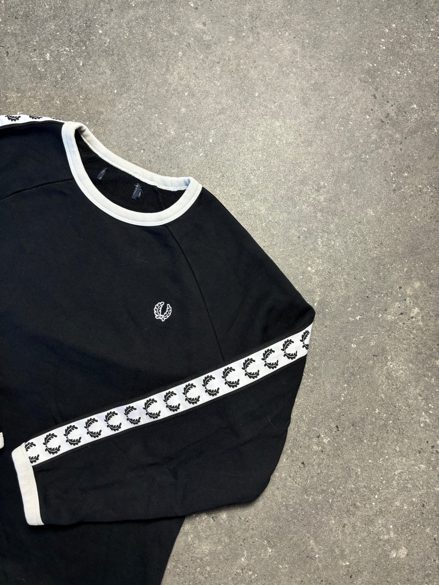 Fred Perry Sweater (XS)