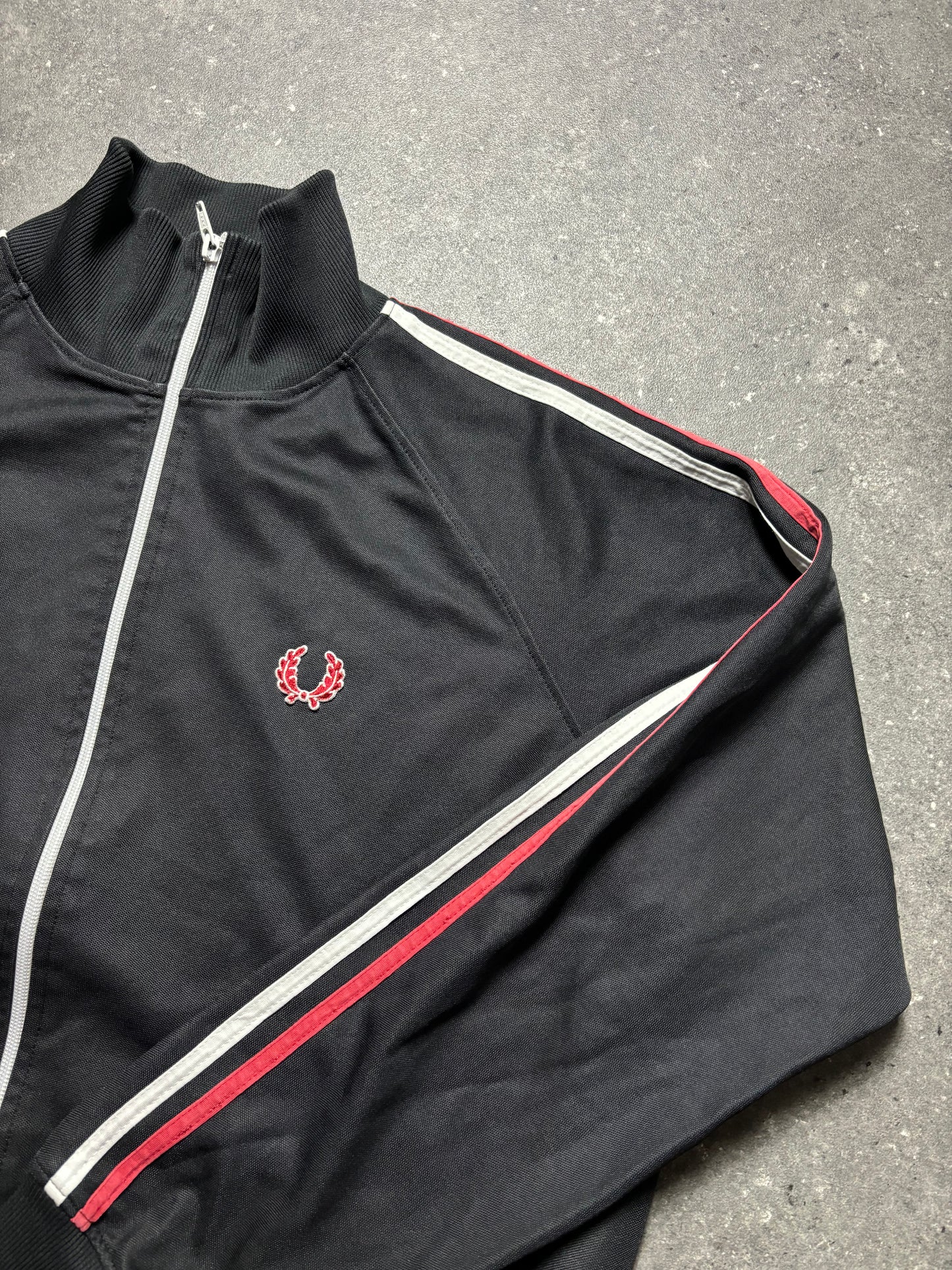 Fred Perry Jacke (L)